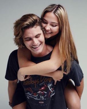 Madelyn Cline and her ex-boyfriend Chase Stokes during a photoshoot